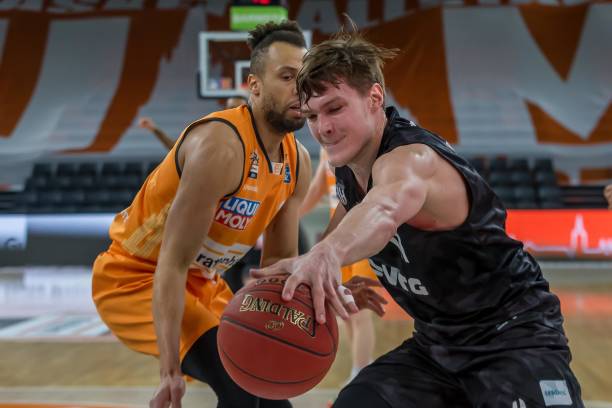 这无形中为 这无形中为