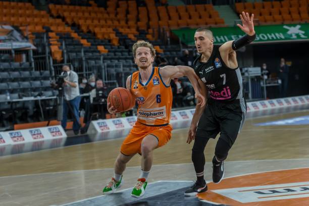 自由发展 自由发展