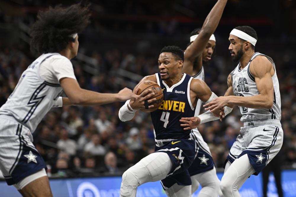 会搅局的潜 会搅局的潜