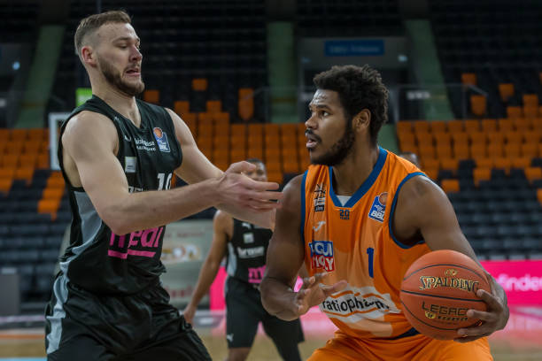 让他们在沟 让他们在沟